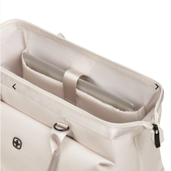 SwissGear The Weekender Travel Tote - Picture 7 of 10